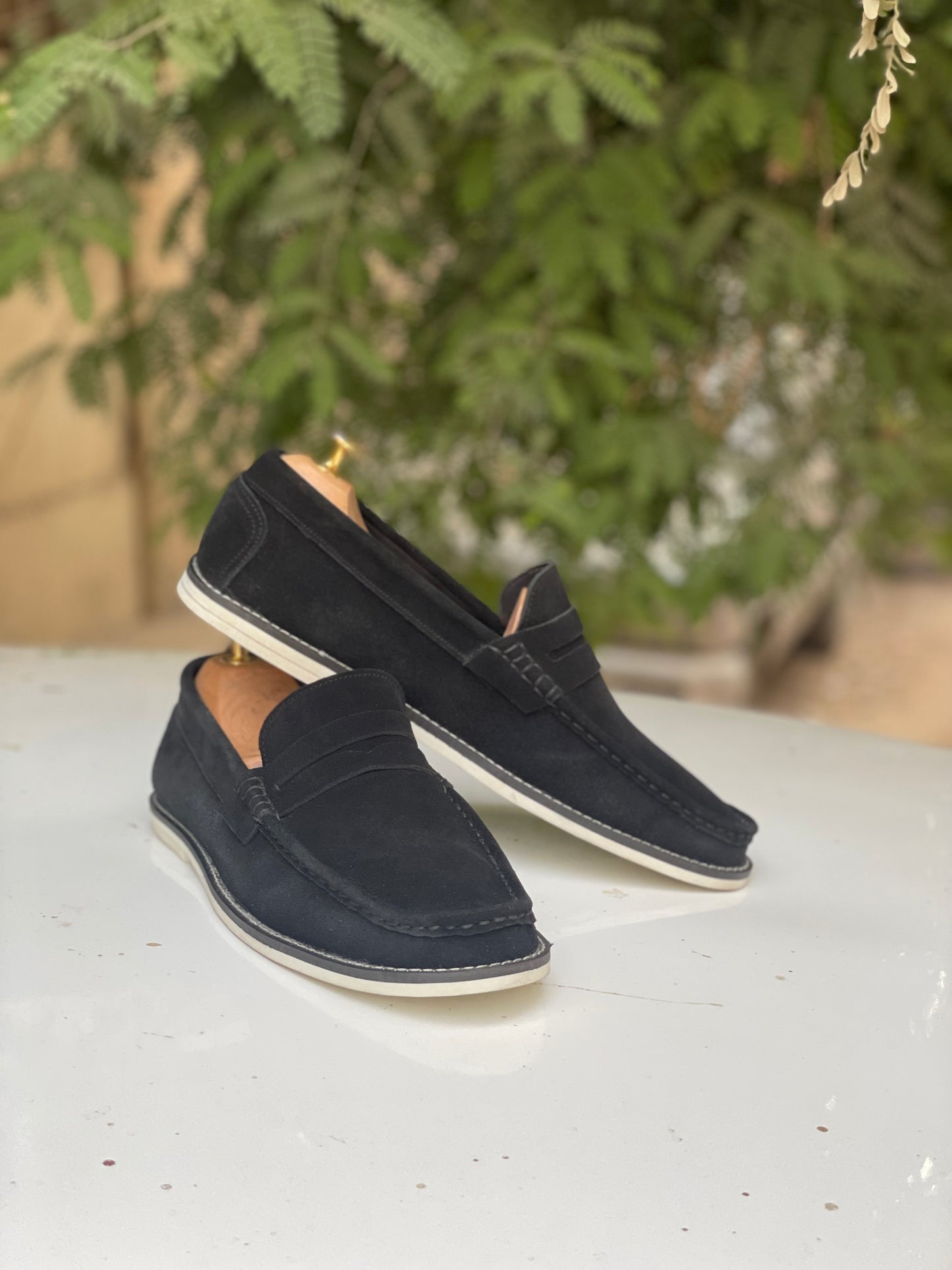 STRA-SUEDE-8110