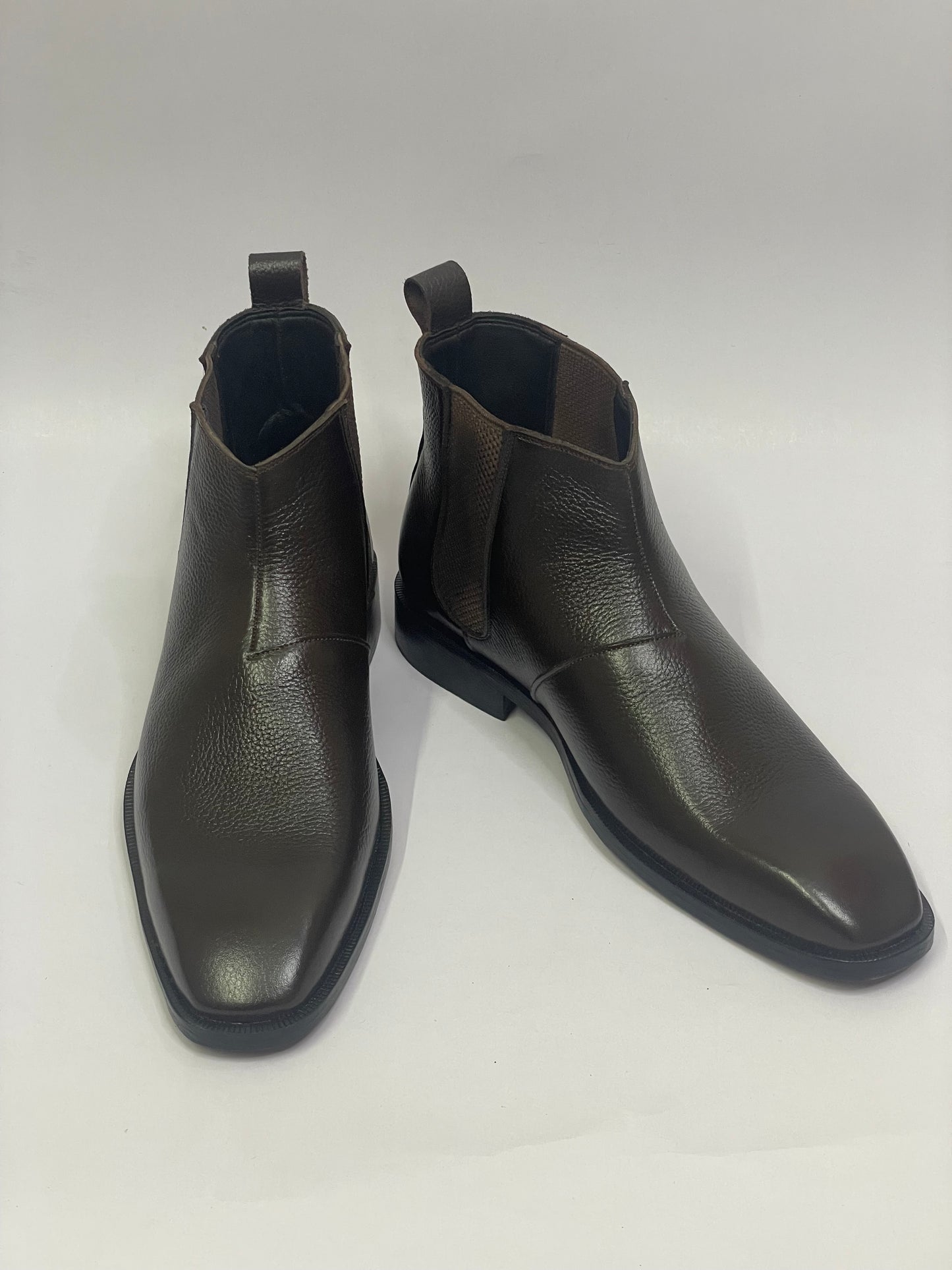 BROWN BOOT