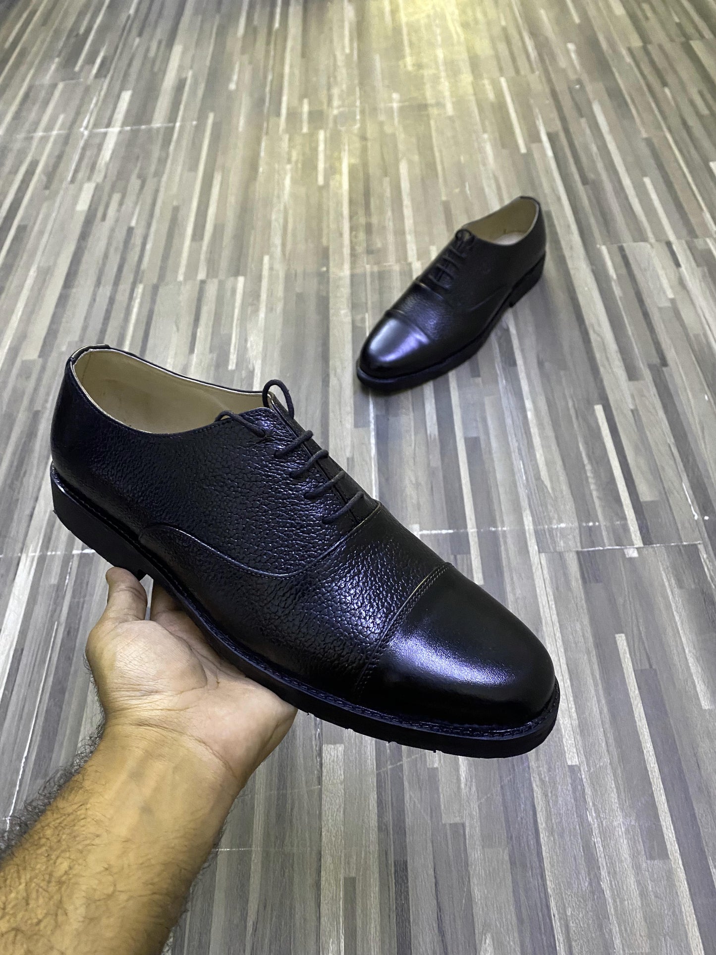 BLACK TOE FORMAL