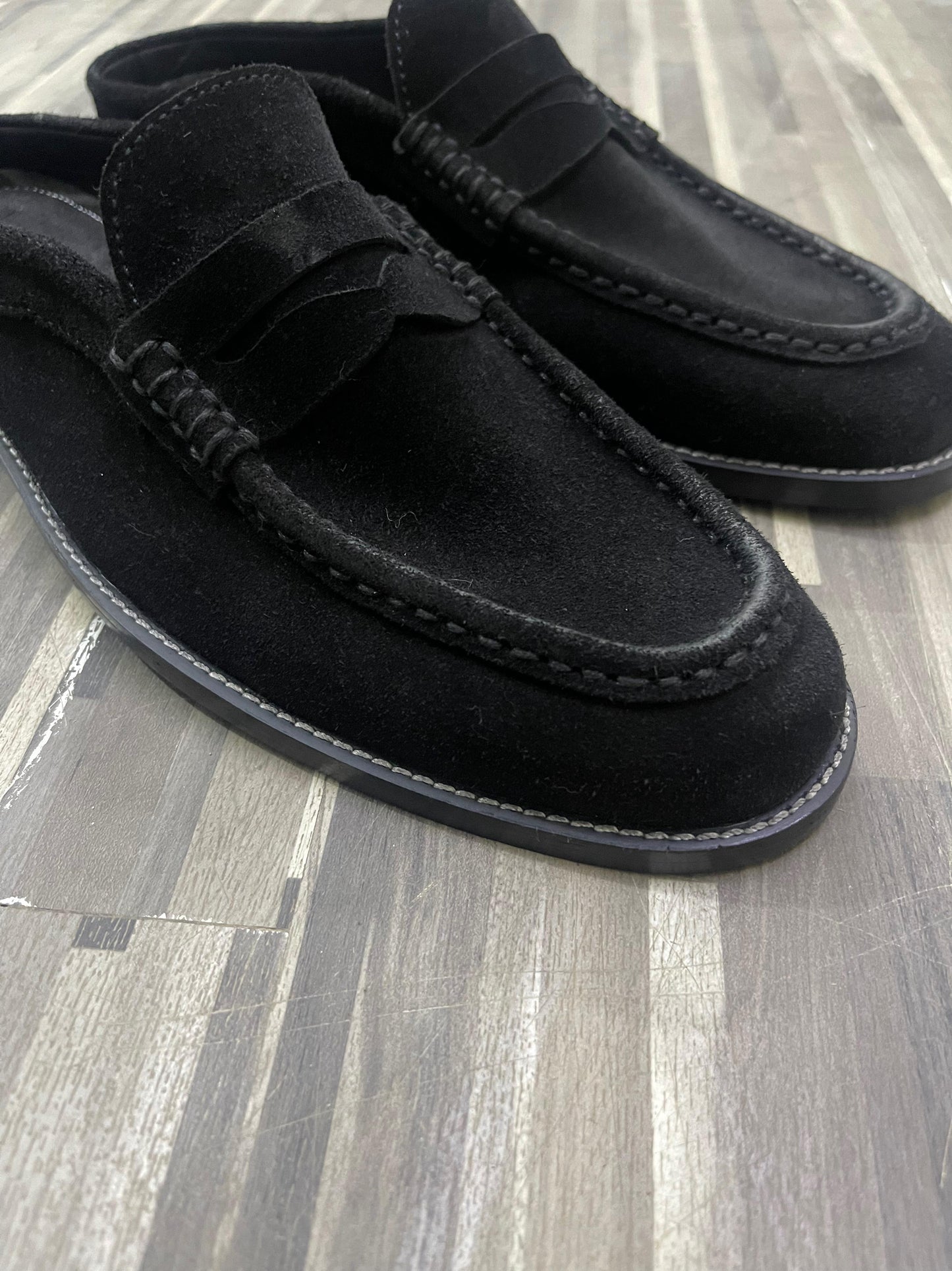 SUEDE STRAP MULE