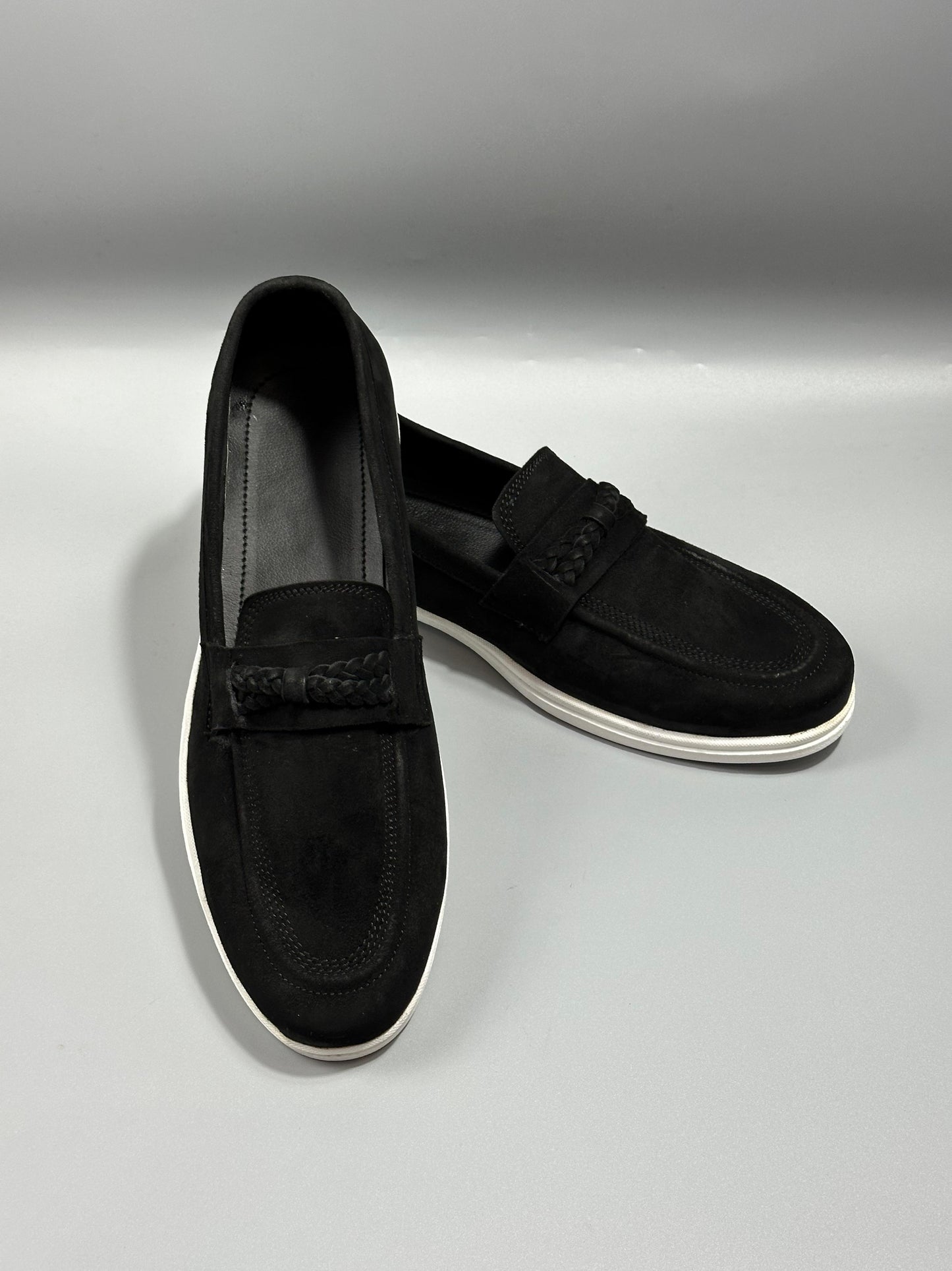 STRAND-8147
