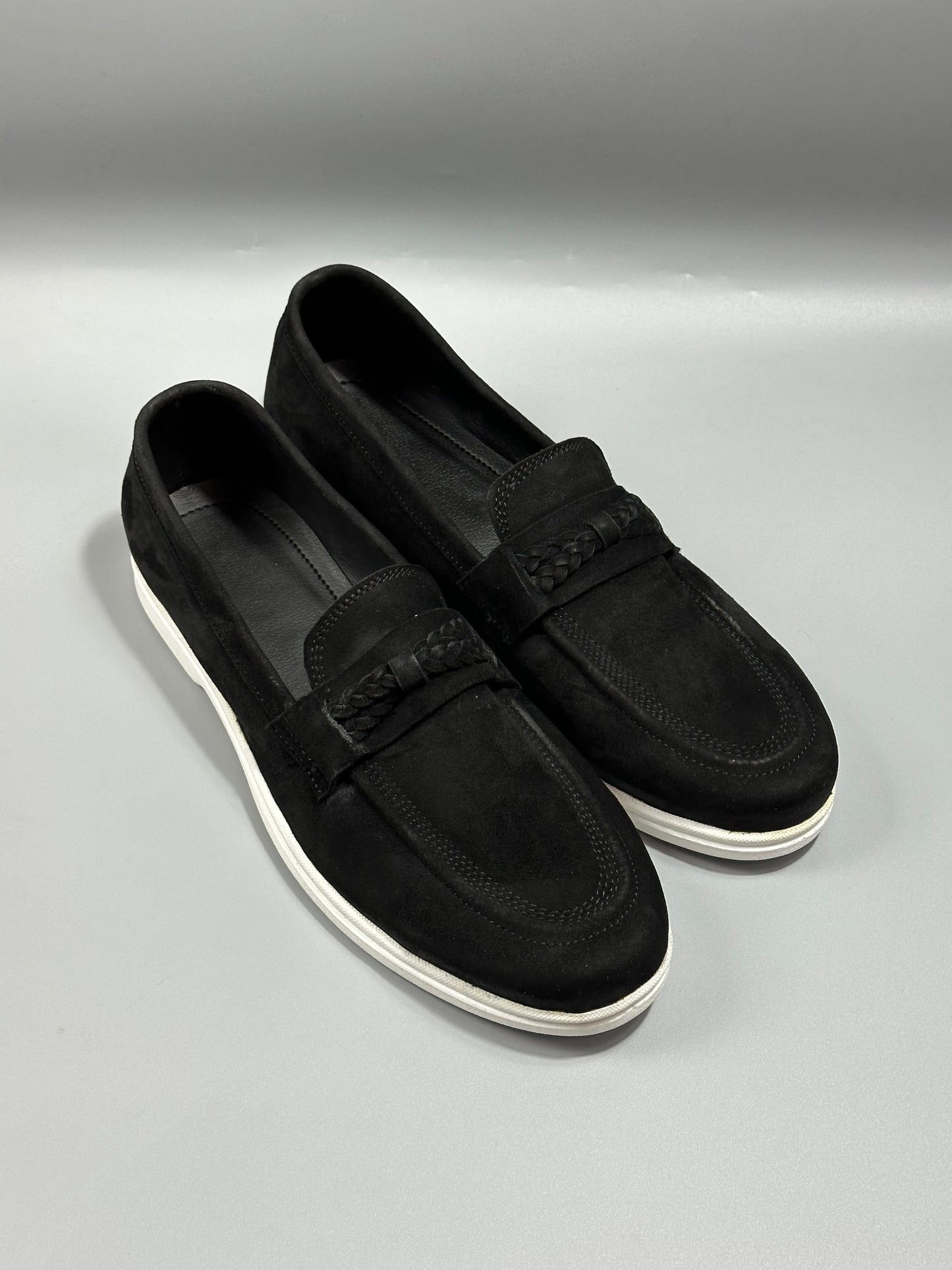 STRAND-8147