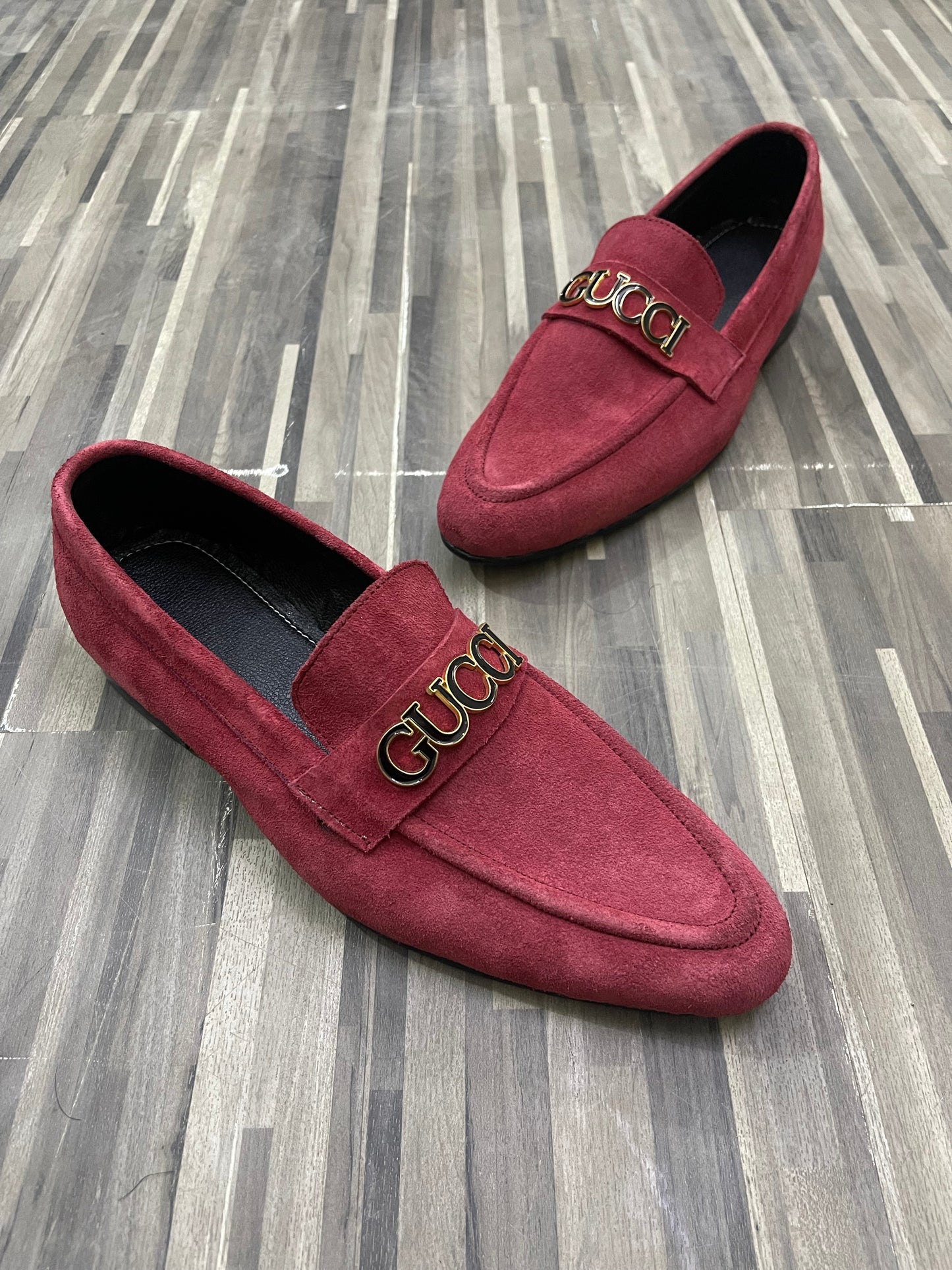 SUEDE-GCC-8041