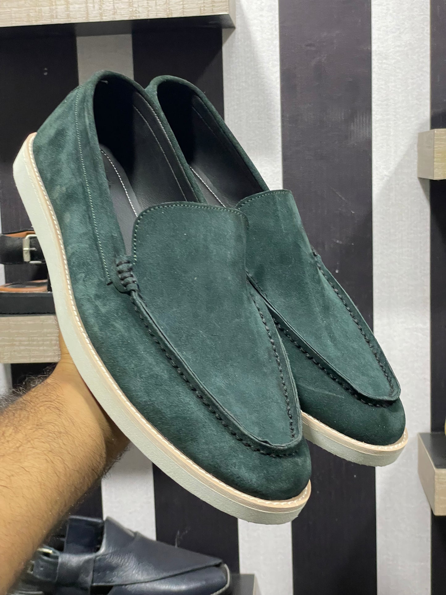 GREEN-SUEDE-MOCASSIN