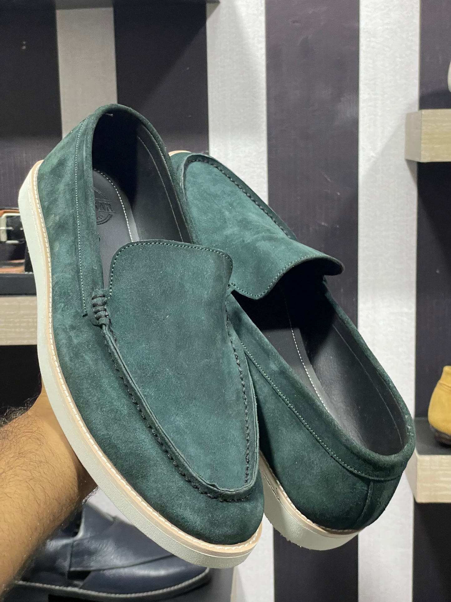 GREEN-SUEDE-MOCASSIN