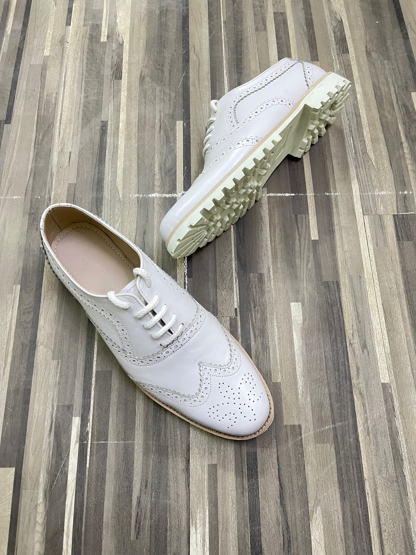 BROGUE-WHITE-3008