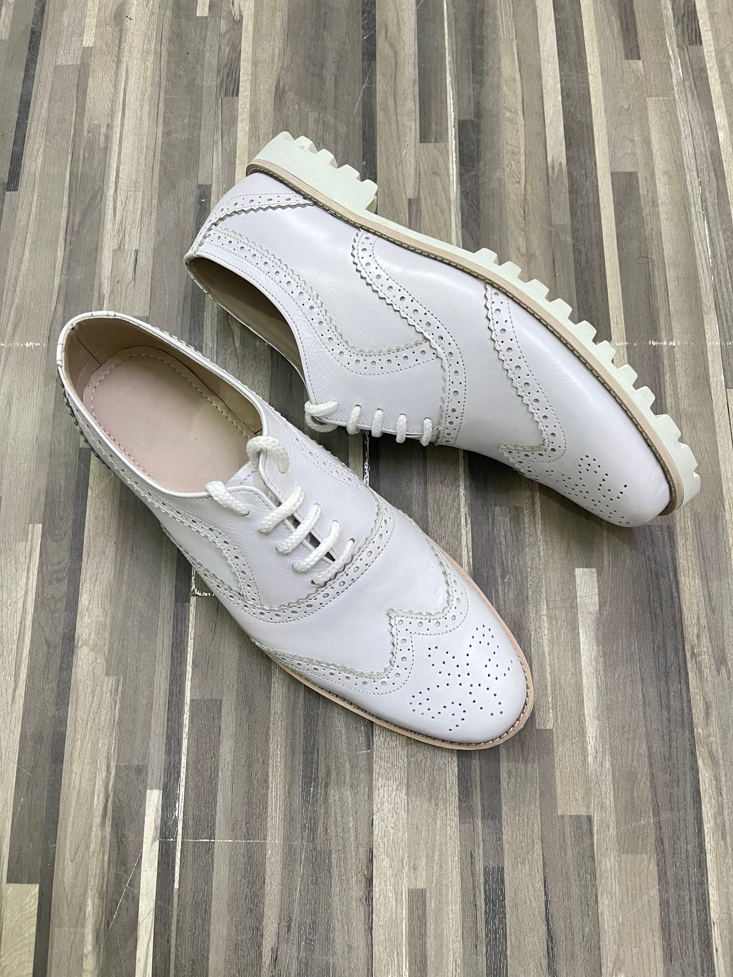 BROGUE-WHITE-3008