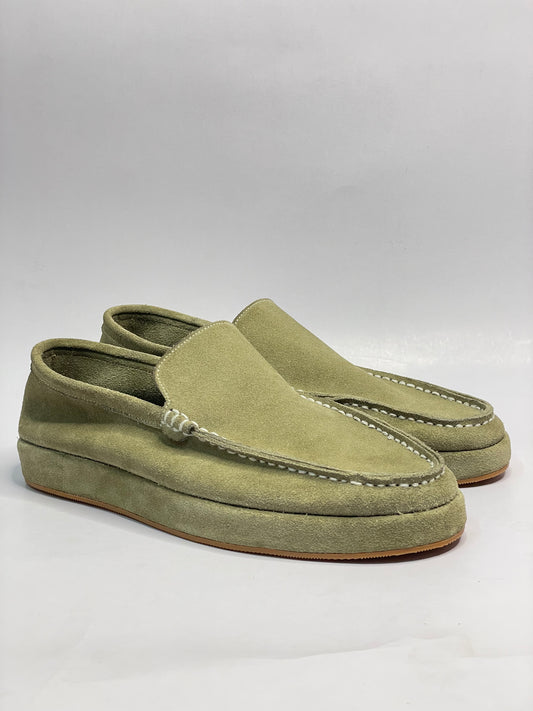 OLIVE SUEDE LOAFER