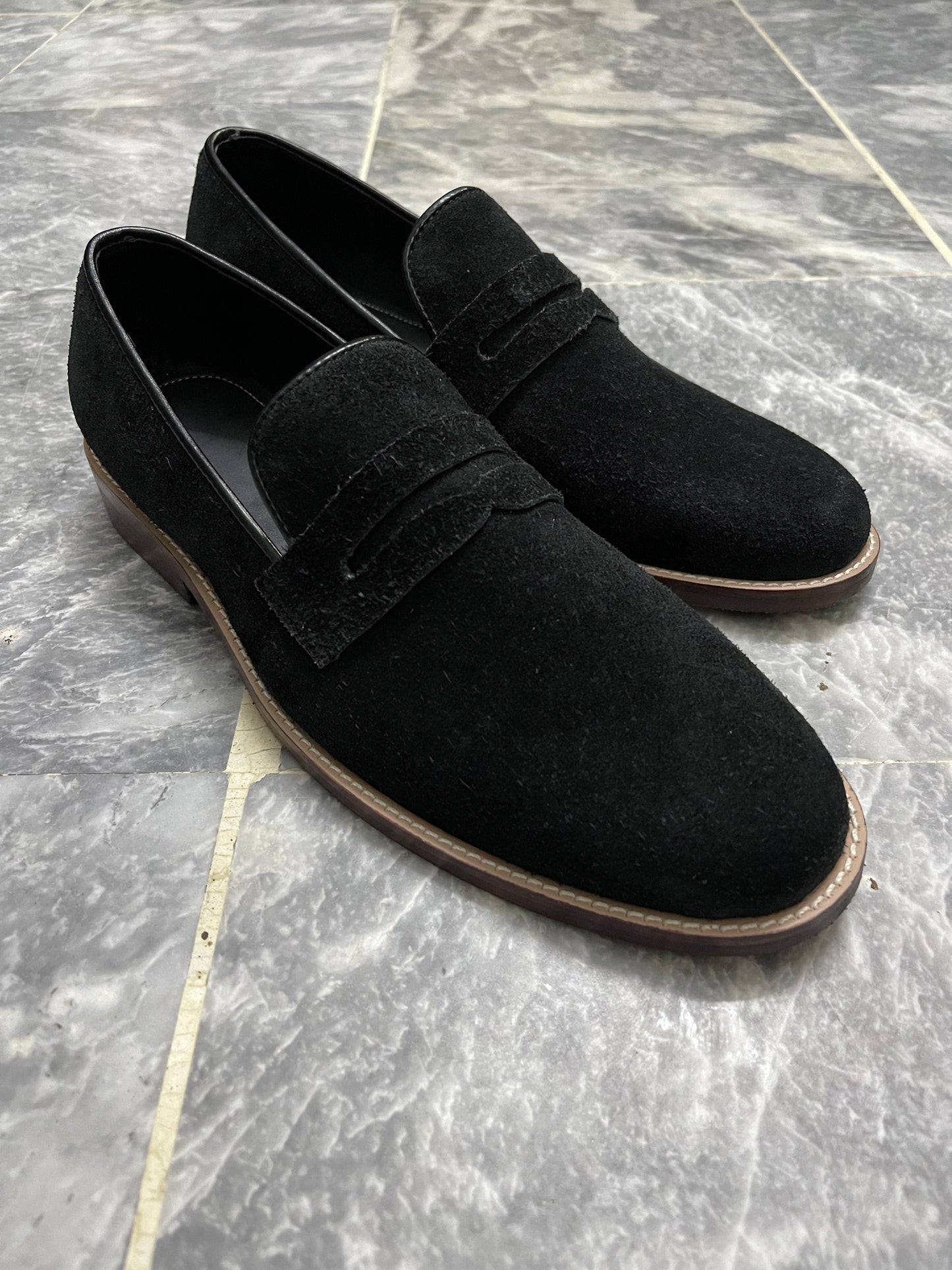 SUEDE-BLK-8063