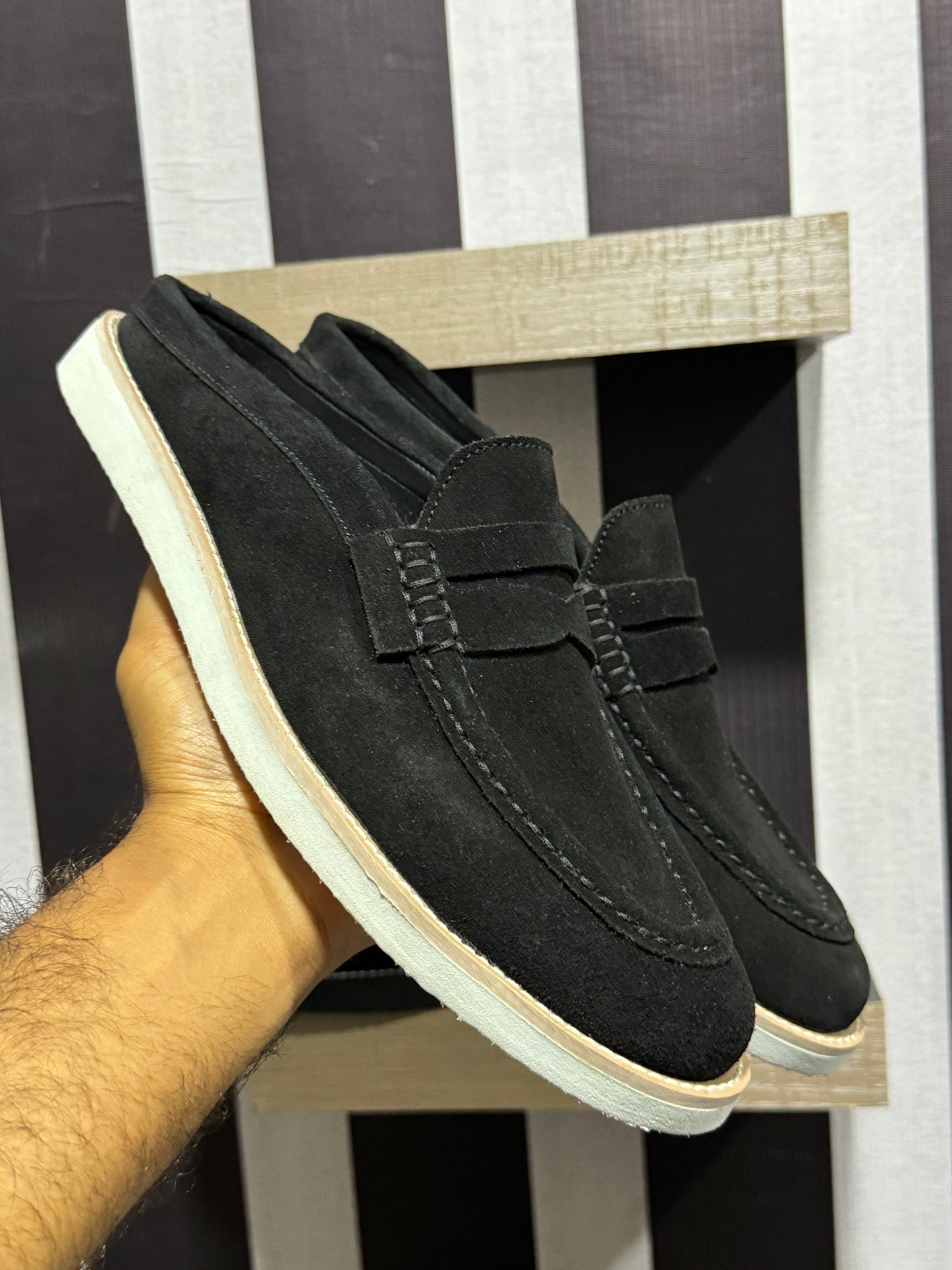 SUEDE-MULE-BLK-530