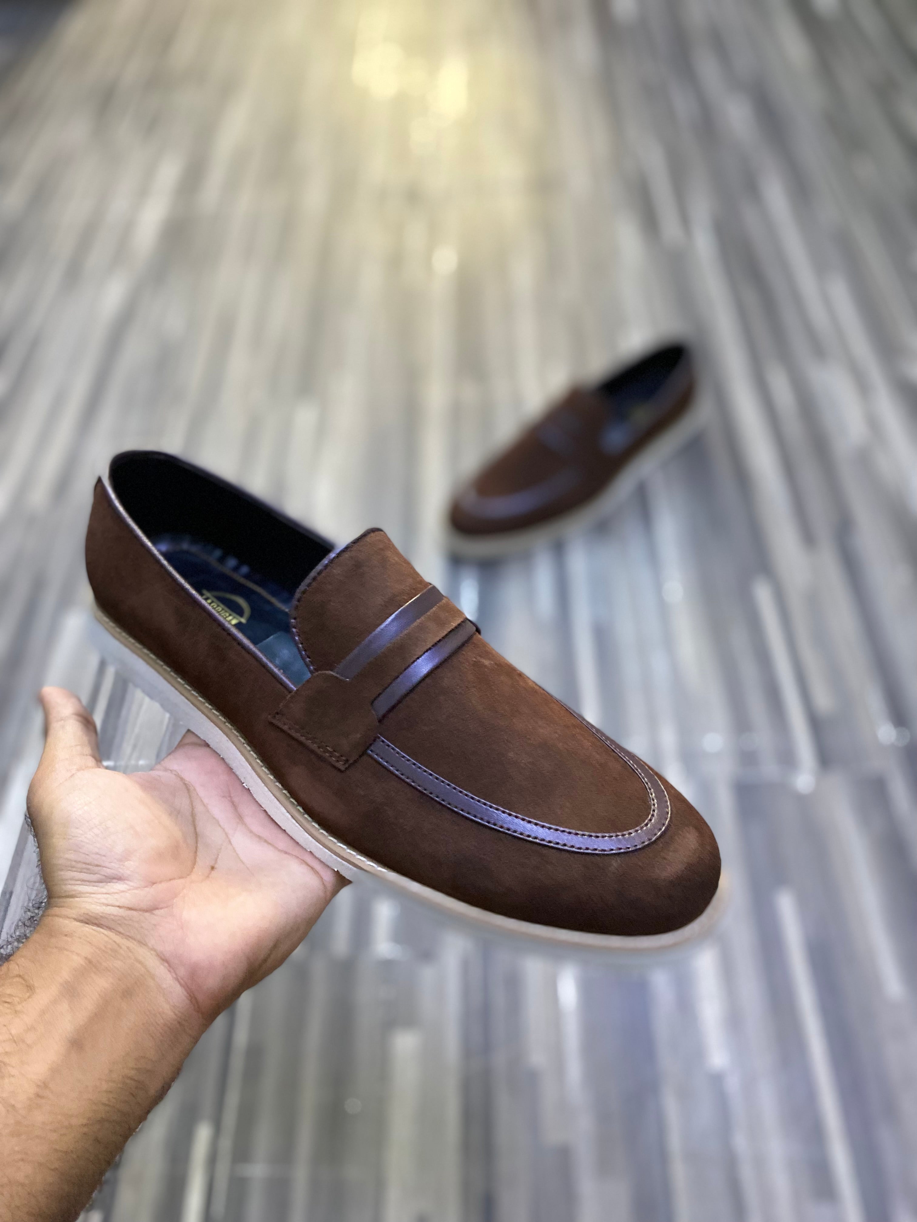 Brown Suede Leather Shoe – Larrigan