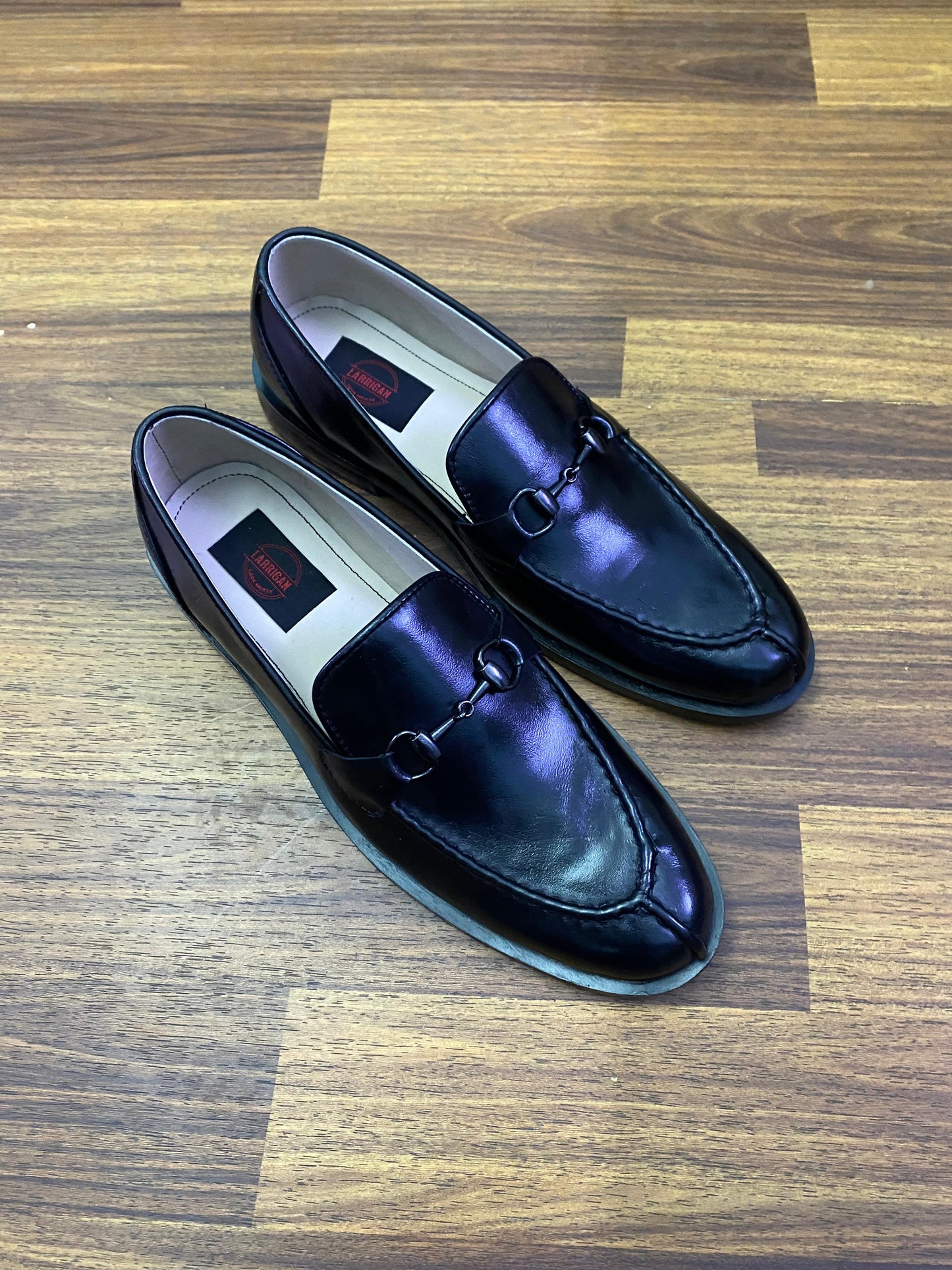 CUT TOE LOAFER